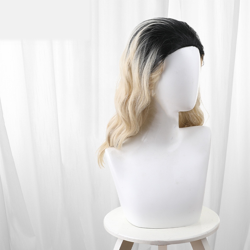 Harley Quinn Gradient Long Wavy Cosplay Wig for Joker: Folie à Deux - 405JB - Image 3