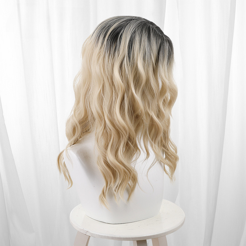 Harley Quinn Gradient Long Wavy Cosplay Wig for Joker: Folie à Deux - 405JA - Image 4