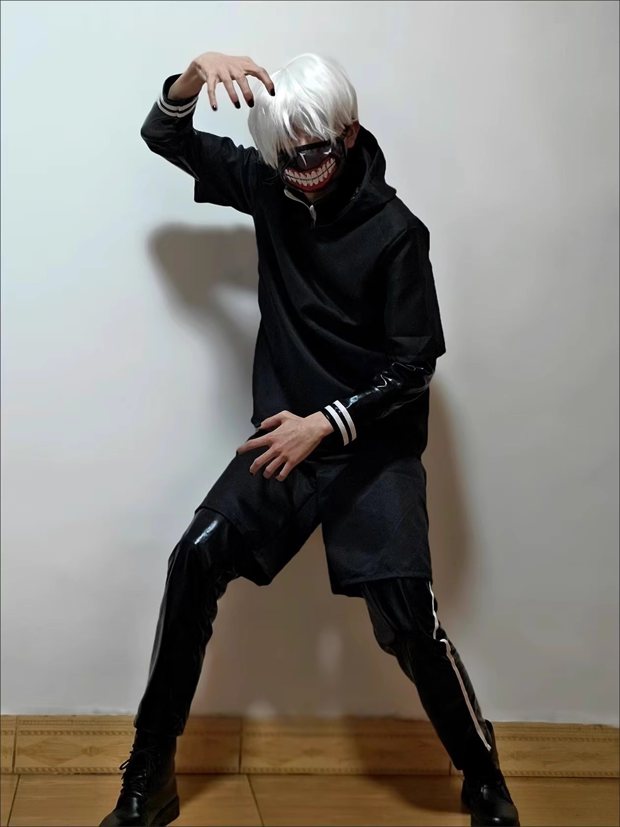 Tokyo Ghoul Ken Kaneki Cosplay Costume - Image 4